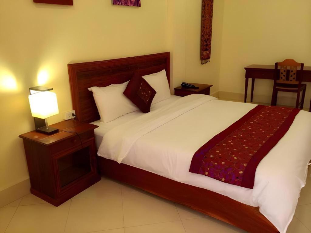 New Rose Boutique Hotel В'єнтьян Екстер'єр фото